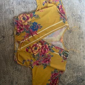 yellow floral crop top